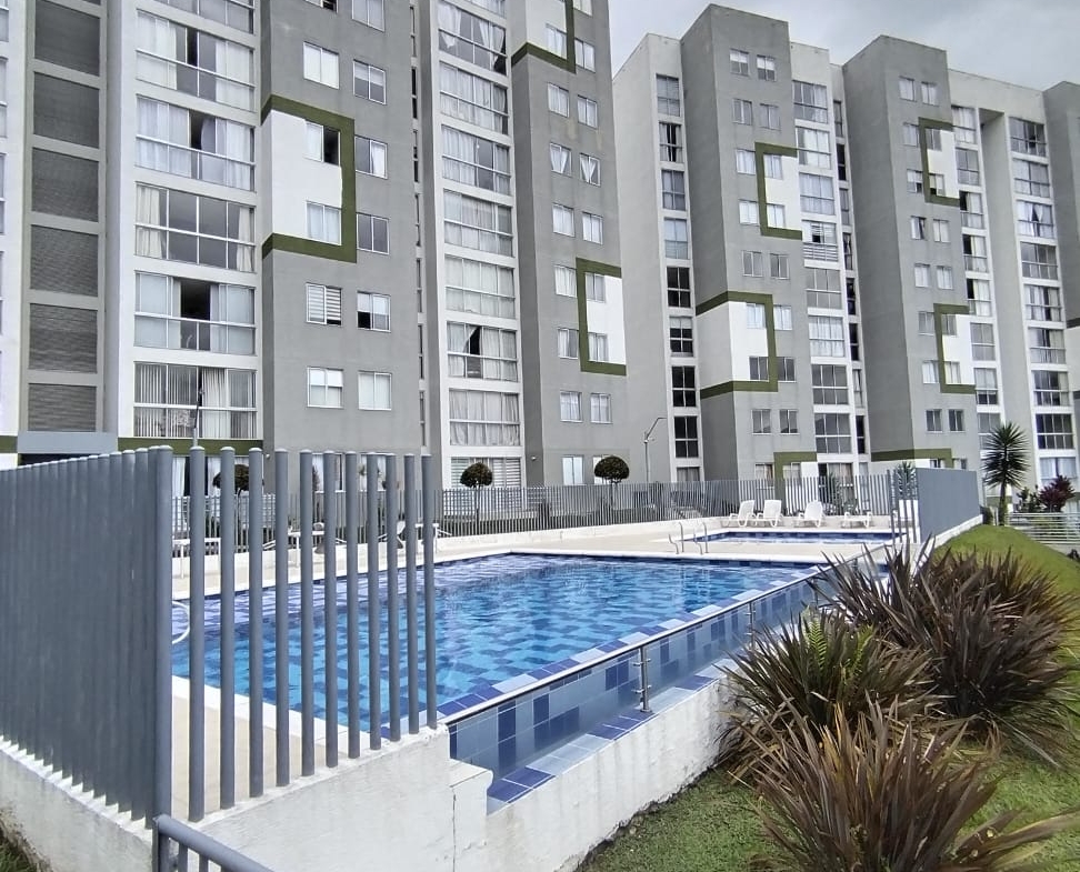 SE VENDE APARTAESTUDIO EN DOSQUEB LA PRADERA