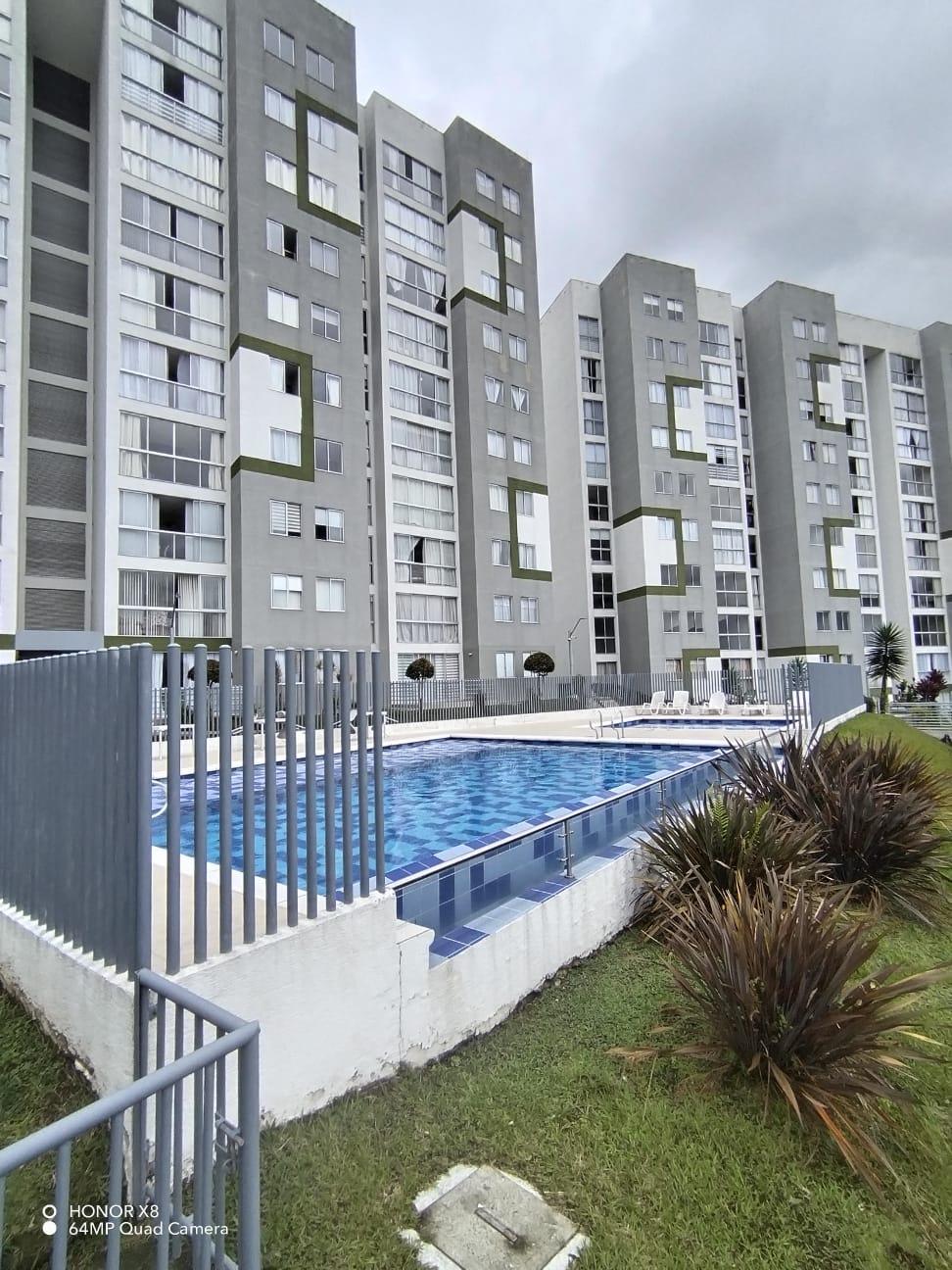 SE VENDE APARTAESTUDIO EN DOSQUEB LA PRADERA