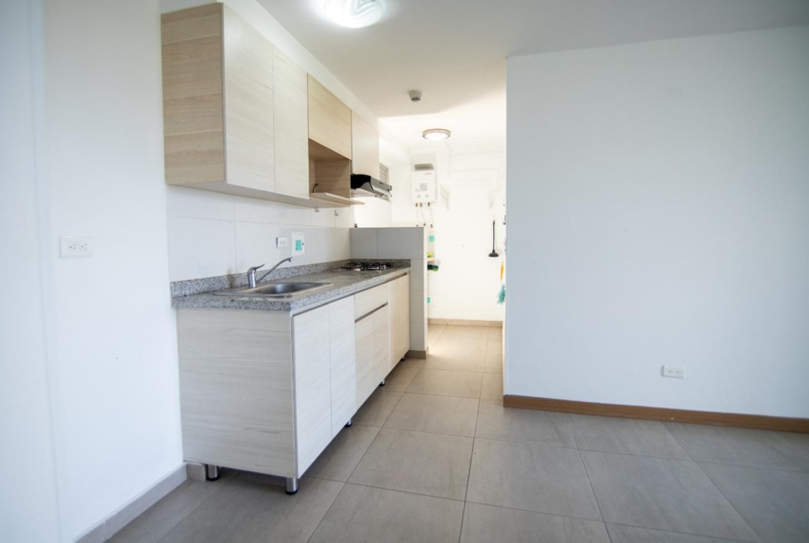 SE VENDE APARTAMENTO EN C.R SAN SILVESTRE VIA MERCASA