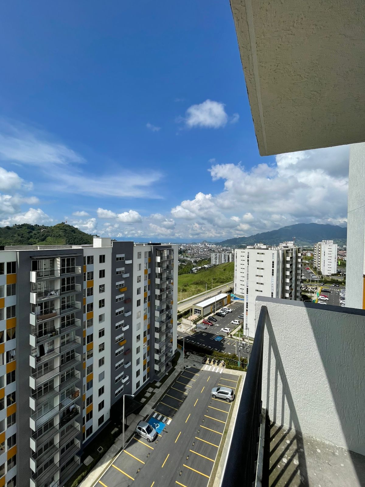 SE VENDE APARTAMENTO EN DOSQUEBRADAS
