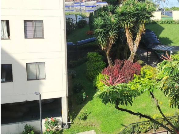 VENTA APARTAMENTO EN LA AURORA