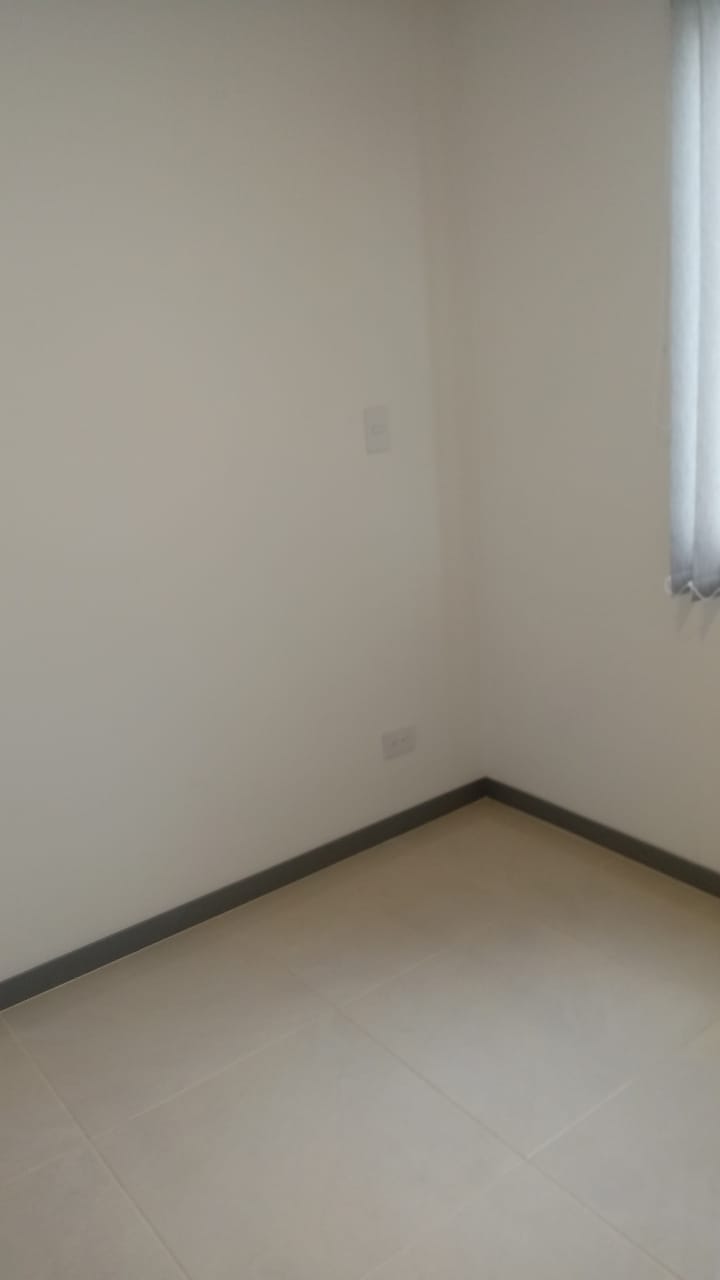 305071320260422042844 VENDO APARTAMENTO SECTOR UNICENTRO PEREIRA