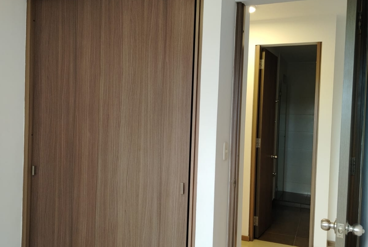 VENDO APARTAMENTO EN BARRIO ALAMOS PEREIRA
