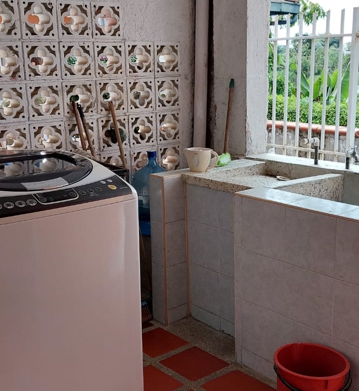 VENDO FINCA EN EL SECTOR DE MORELIA