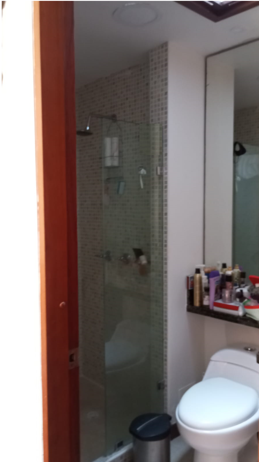 VENDO CASA EN CONJUNTO RESIDENCIAL SECTOR PINARES