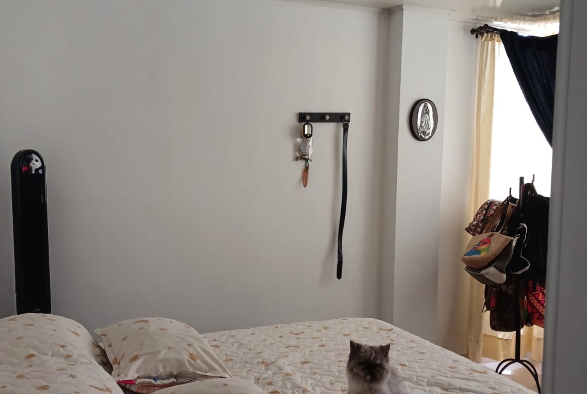 VENDO APARTAMENTO EN LOS CEDROS PEREI