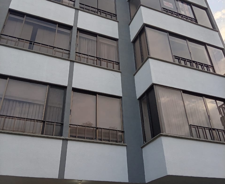 VENTA APARTAMENTO CENTRO DE PEREIRA, CERCA AL PARQUE EL LAGO
