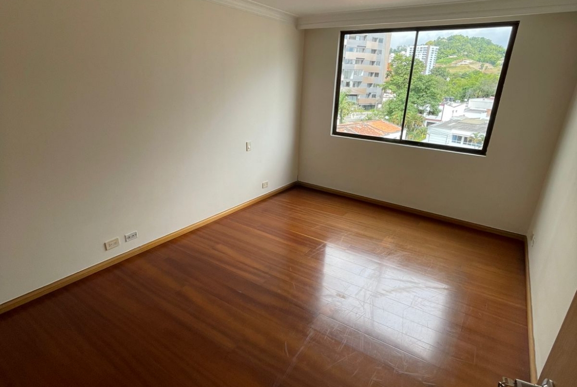 SE VENDE APARTAMENTO EN ALAMOS, PEREIRA