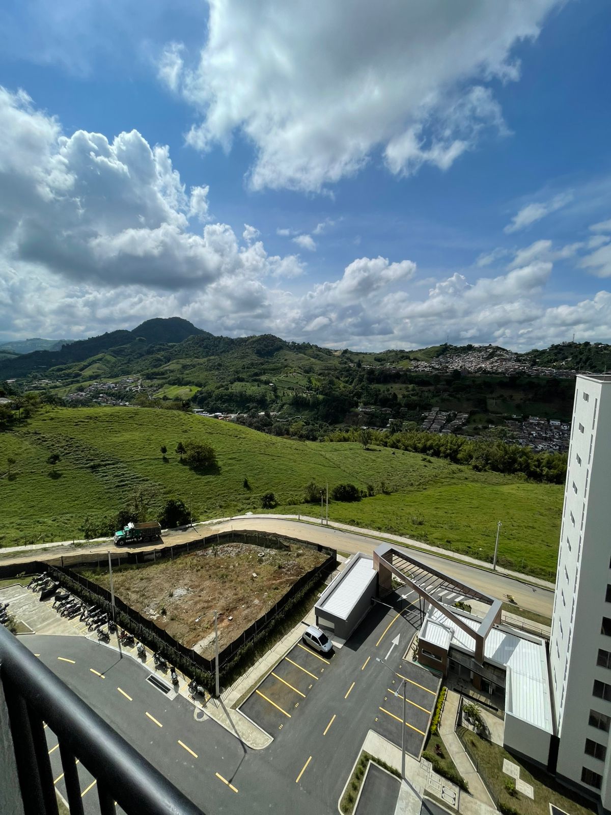 SE VENDE APARTAMENTO EN DOSQUEBRADAS