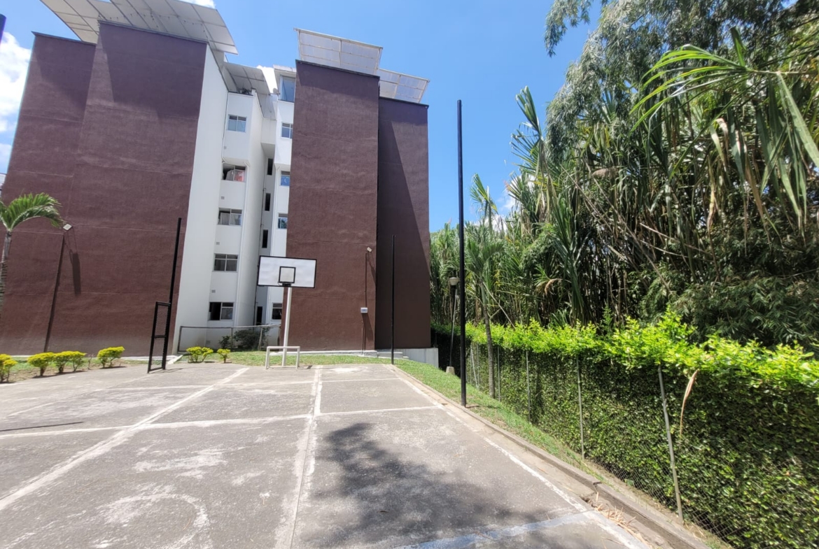 VENDO APARTAMENTO EN AV SUR, SECTOR CORALES 68 M2
