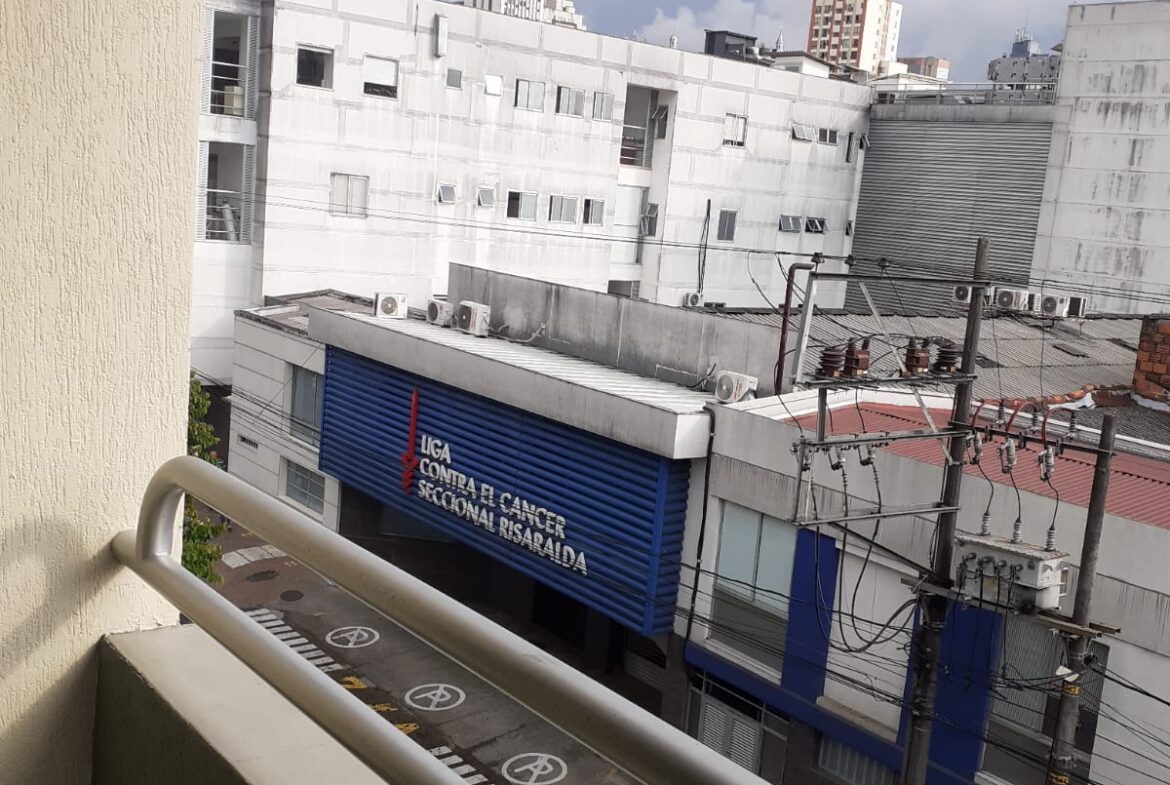 ARRIENDO APTO EN EL CENTRO