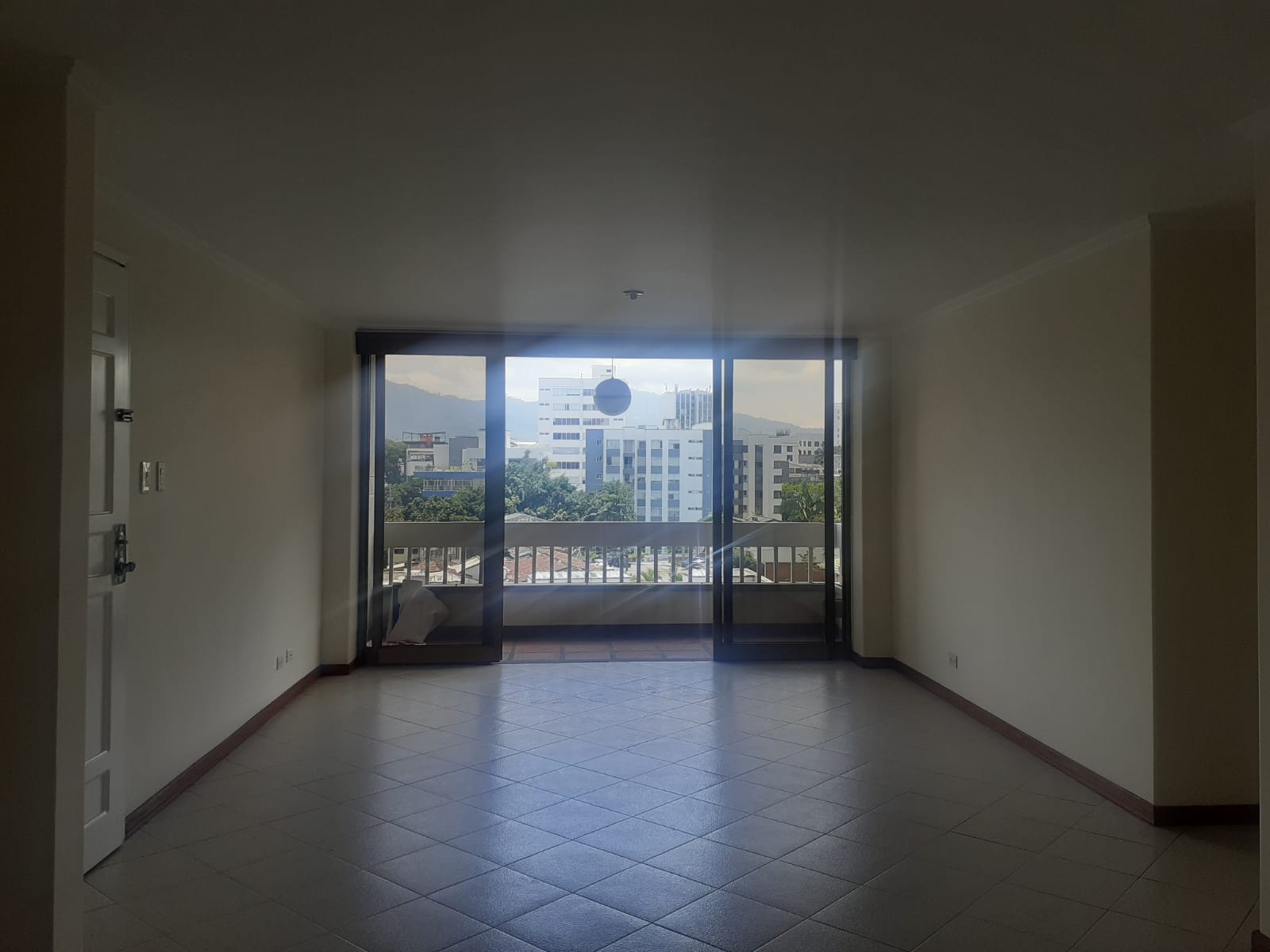 305071520220405042506 VENDO APARTAMENTO EN PINARES DE SAN MARTIN PEREIRA