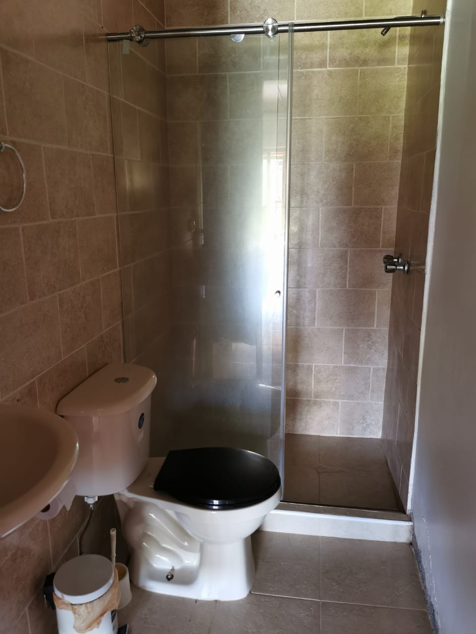 305071520221103045813 VENDO HERMOSA FINCA DE 10.000 M2 a 5 MIN DEL CRUCERO DE COMBIA