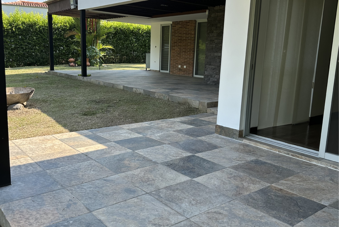 VENTA CASA CAMPESTRE EN CERRITOS