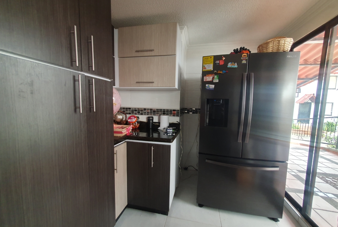 CASA EN VENTA AVENIDA SUR SECTOR HOME CENTER