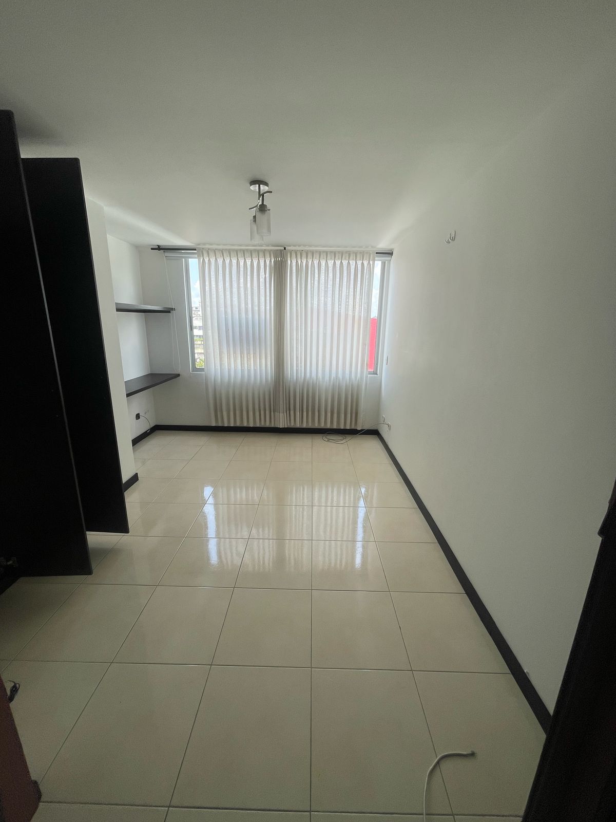 305071520250326111032 ARRIENDO APARTA ESTUDIO EN EL CENTRO PEREIRA