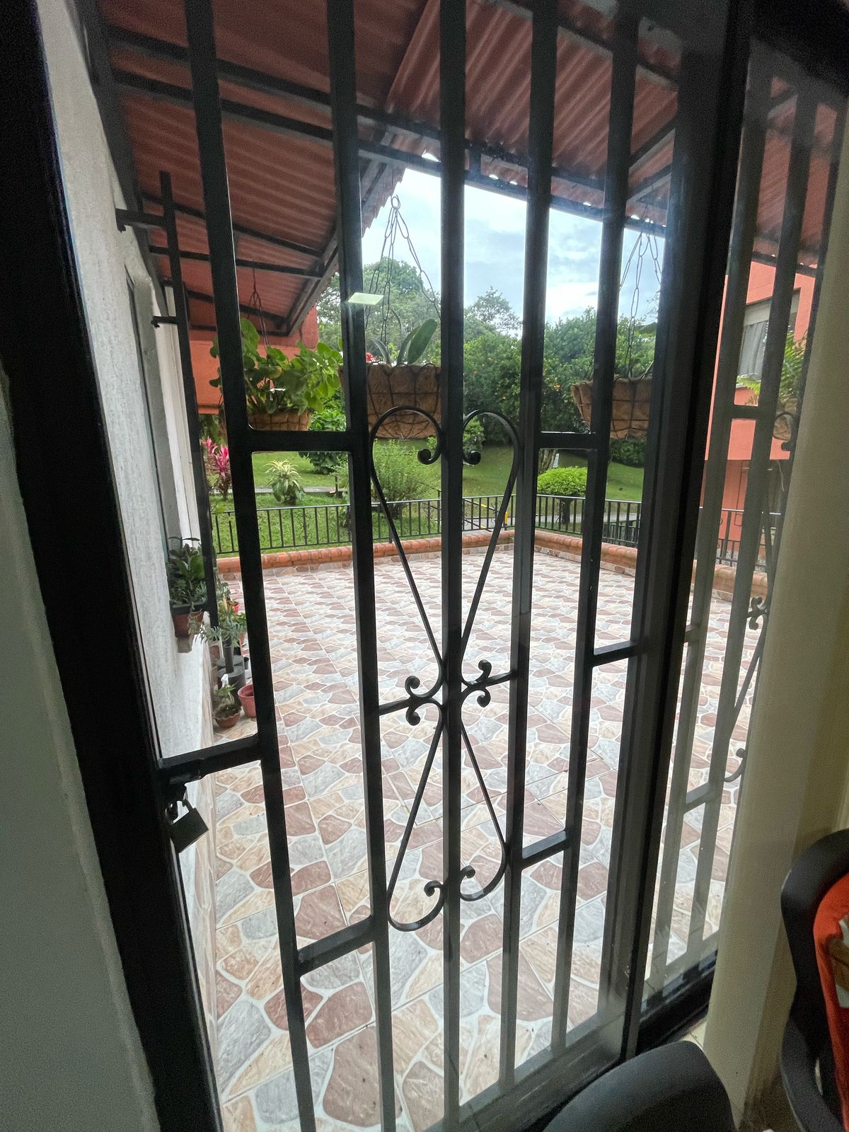 SE PERMUTA APARTAMENTO EN GAMMA 4