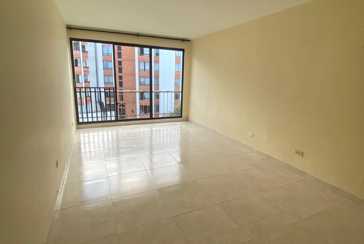 VENDO APARTAMENTO EN LA CIRCUNVALAR