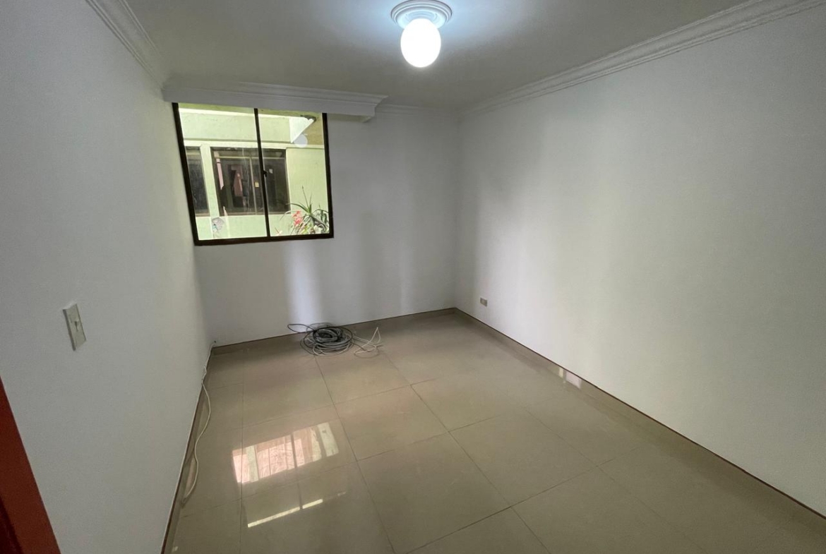 SE VENDE APARTAMENTO CENTRO DE PEREIRA CERCA AL PARQUE EL LAGO