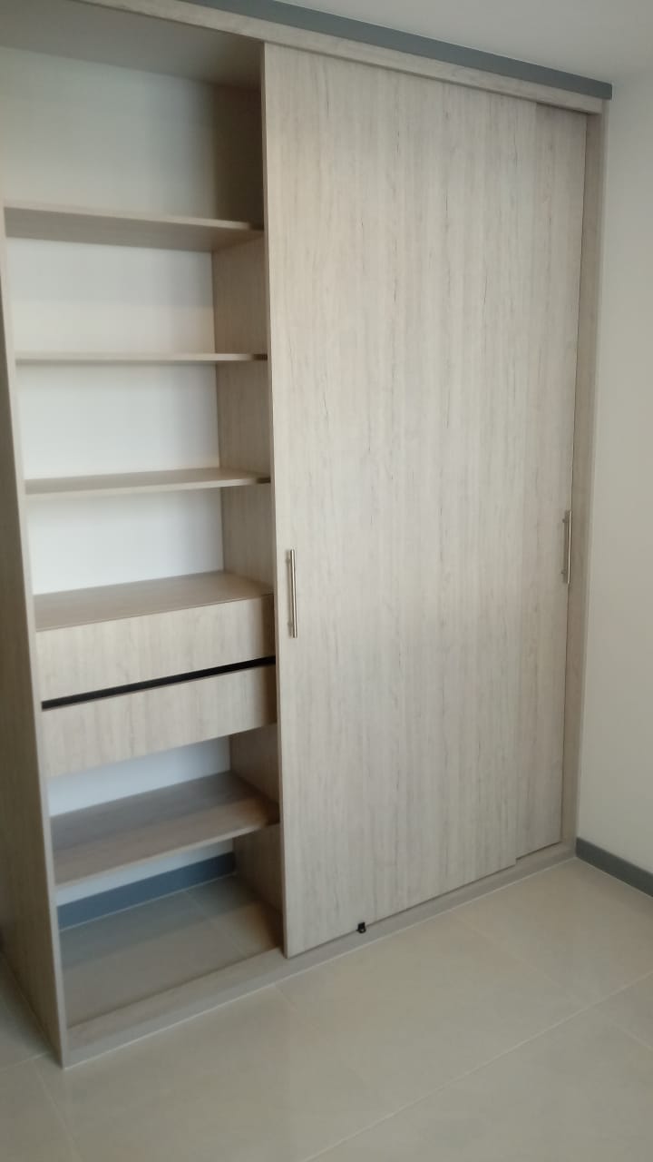 305071520260422042849 VENDO APARTAMENTO SECTOR UNICENTRO PEREIRA