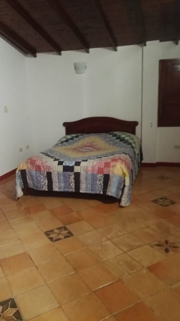 SE VENDE HERMOSA FINCA DE RECREO VIA A ARMENIA