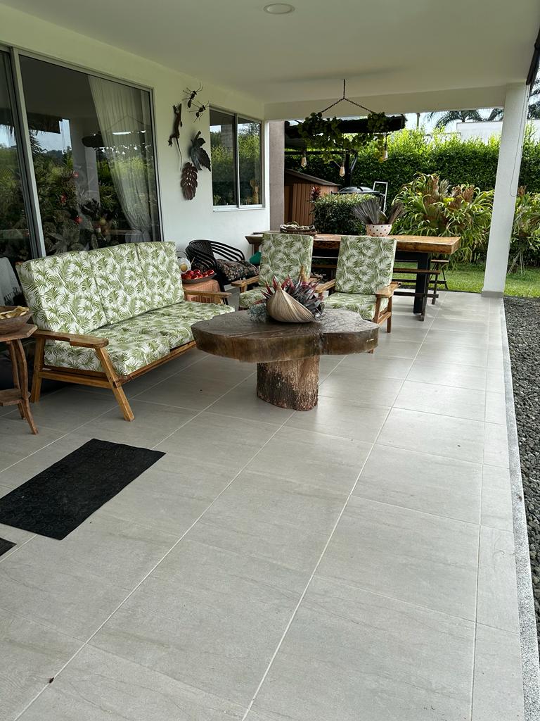 VENTA DE CASA CAMPESTRE EN COMBIA