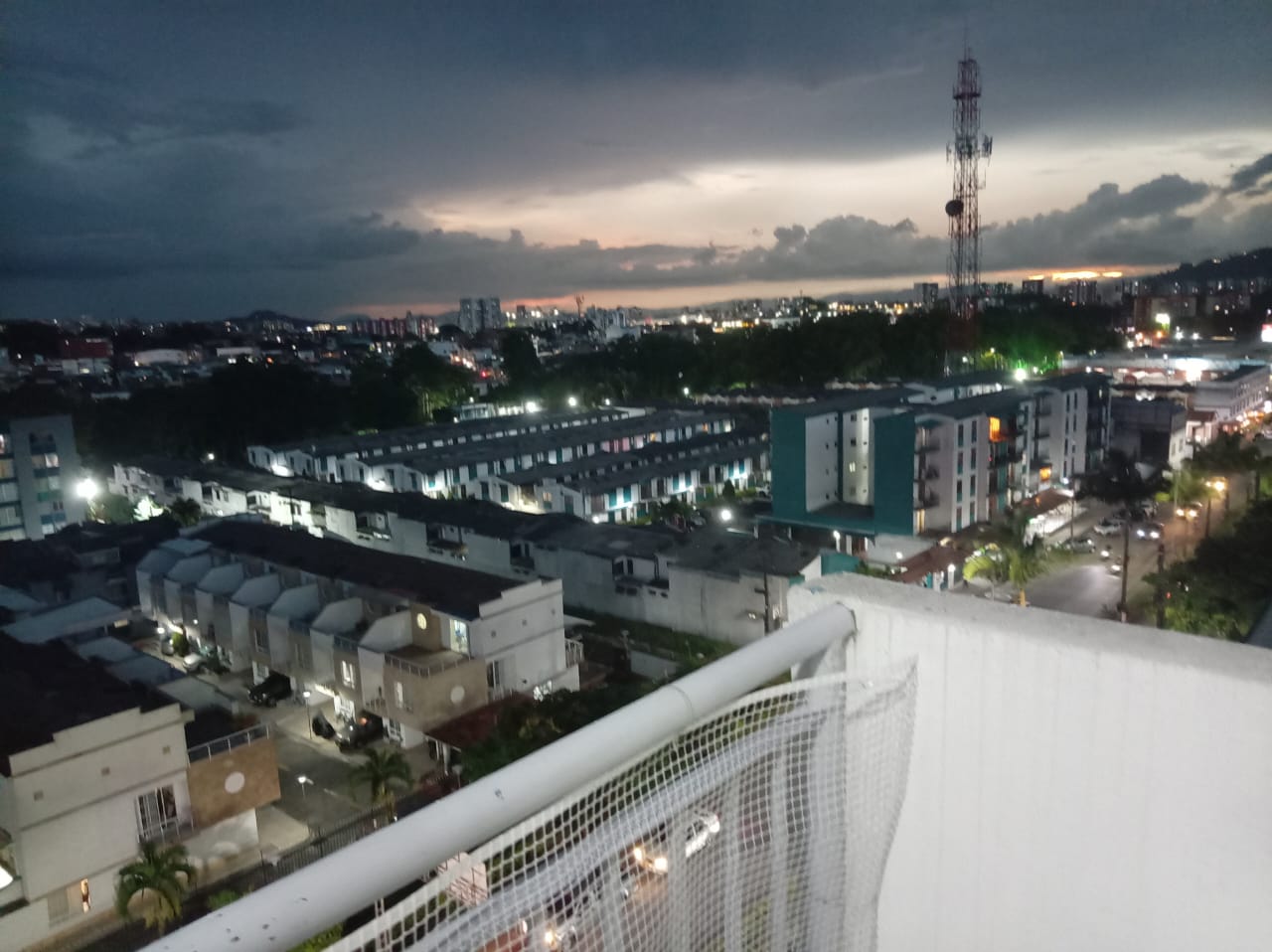 VENDO APARTAMENTO CONJUNTO RESIDENCIAL SECTOR MILÁN EN DOSQUEBRADAS