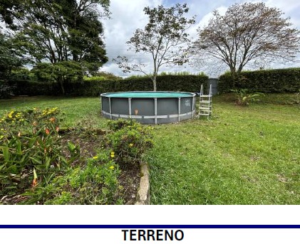 SE VENDE AMPLIA CASA CAMPESTRE VÍA PEREIRA – ARMENIA
