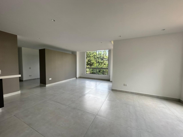VENDO AMPLIO APARTAMENTO REMODELADO EN ARMENIA – BARRIO LAURELES