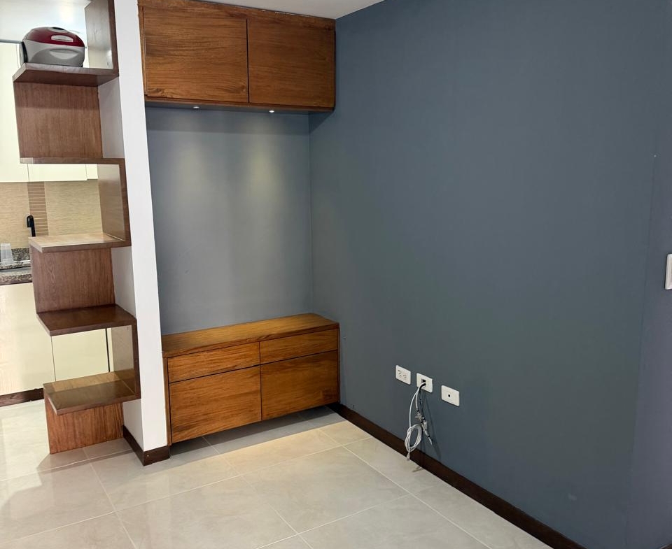 SE VENDE APARTAMENTO AV SUR, CORALES 3 ALCOBAS