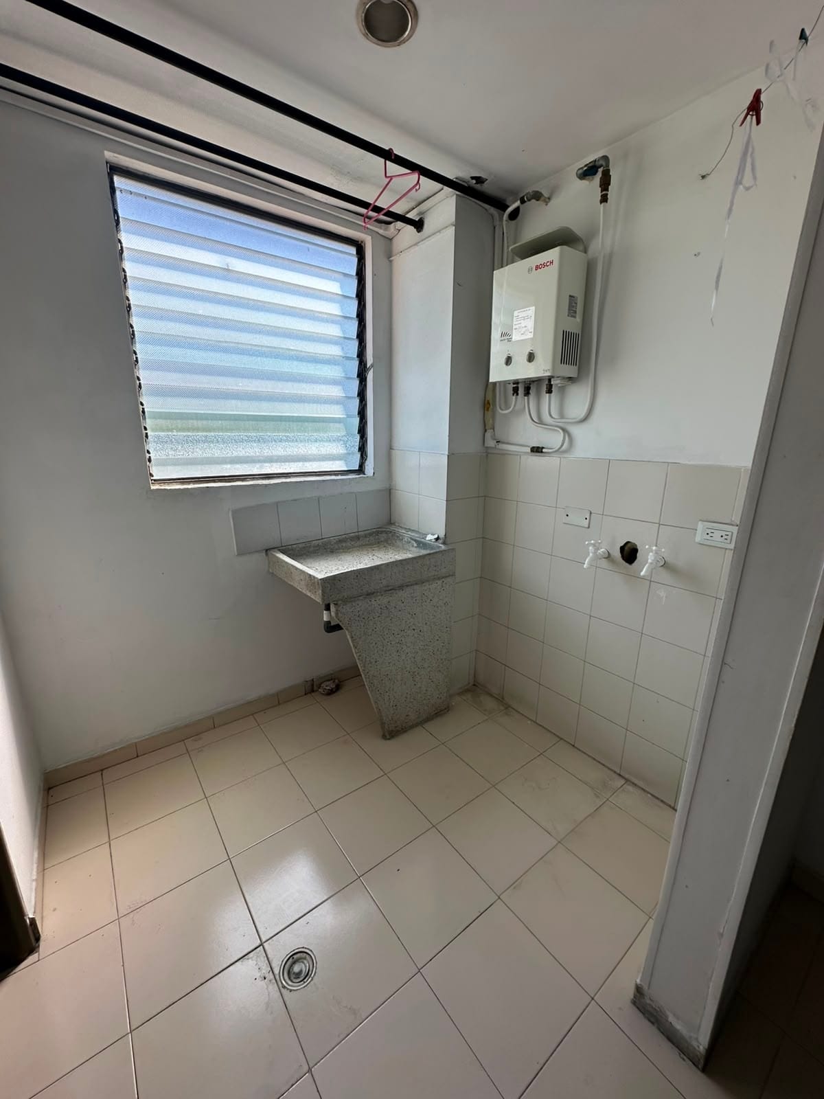 305071620260707112755 SE RENTA APARTAMENTO EN SAN MATEO