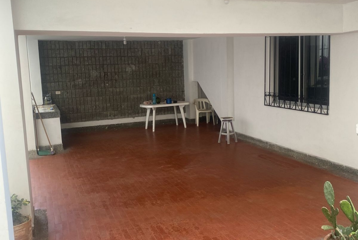 EN VENTA CASA EN ALAMOS PEREIRA CONJUNTO CERRADO