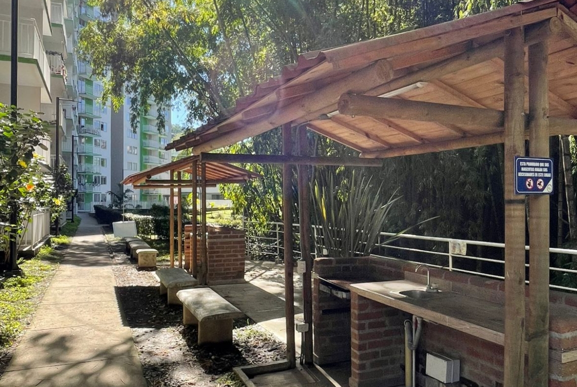 SE VENDE APARTAMENTO EN DOSQUEBRADAS
