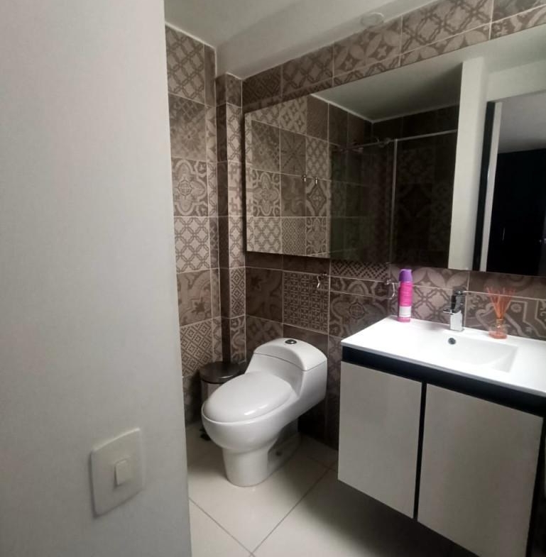 VENDO CASA EN PUEBLITO CAFETERO