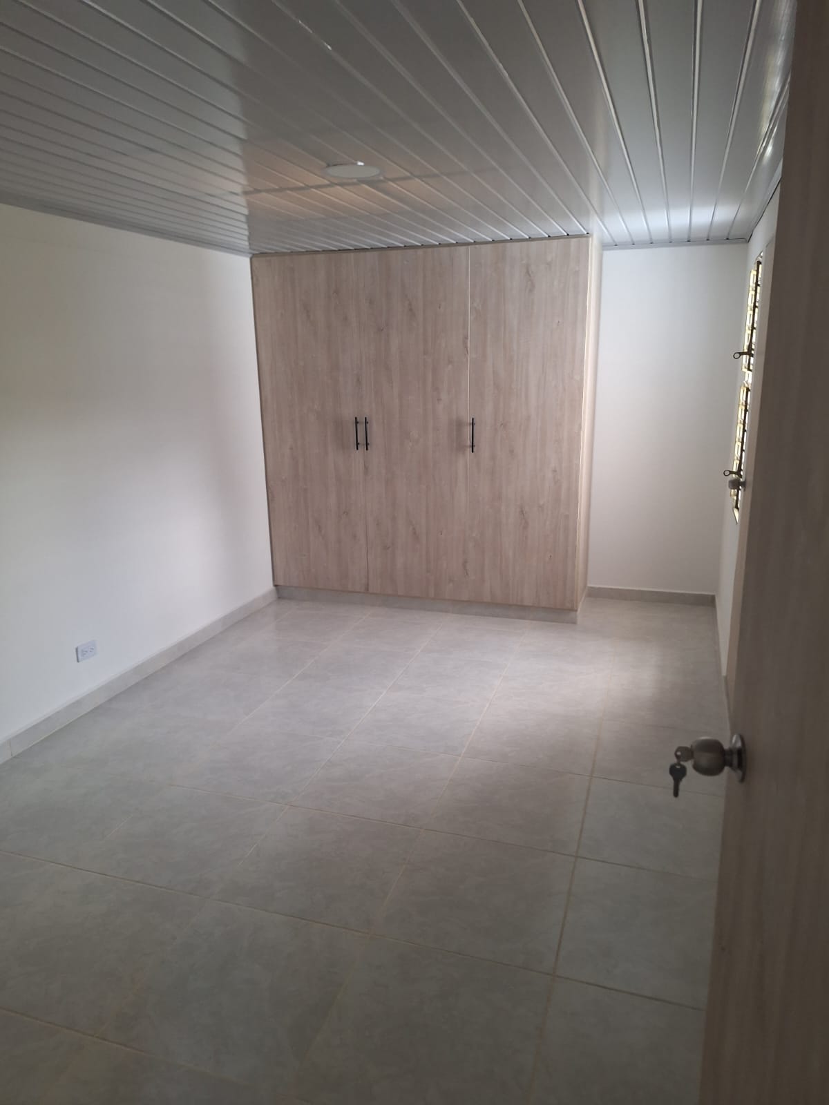 305071720260225043827 VENDO CASA EN BARRIO VALHER DOSQUEBRADAS