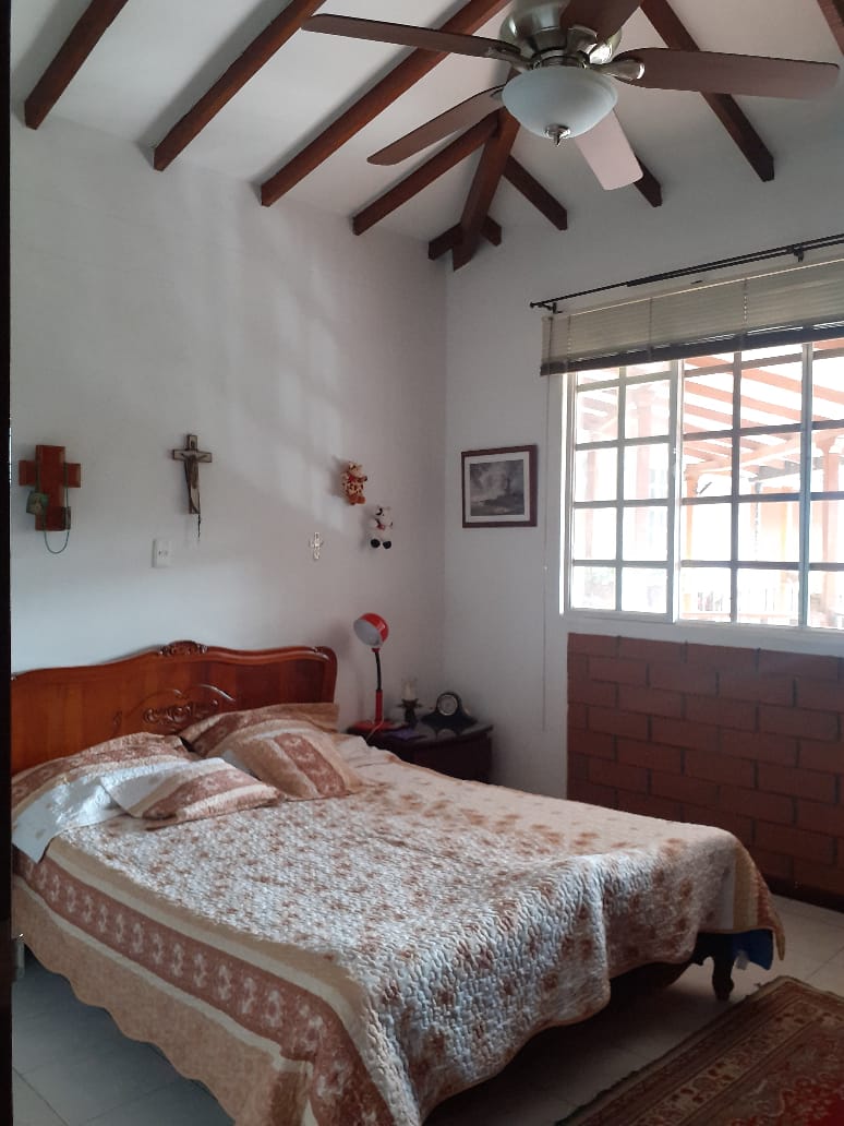 VENDO FINCA SECTOR MORELIA