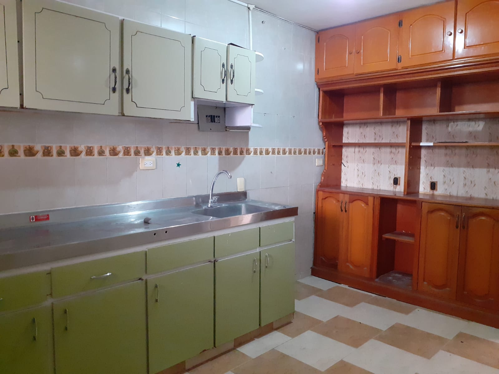 305071820230515035235 Vende casa en el centro de Pereira