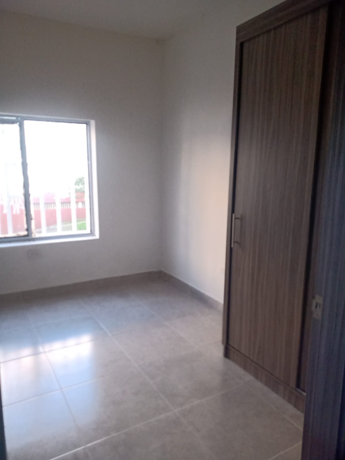 305071820230726032447 VENDO CASA CON LOCALES CERCA AL CENTRO EN PEREIRA