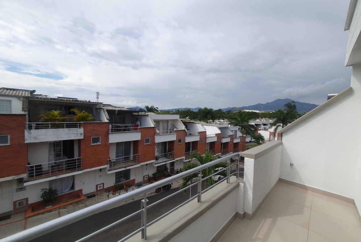 EN VENTA CASA AV SUR SECTOR PUEBLITO CAFETERO