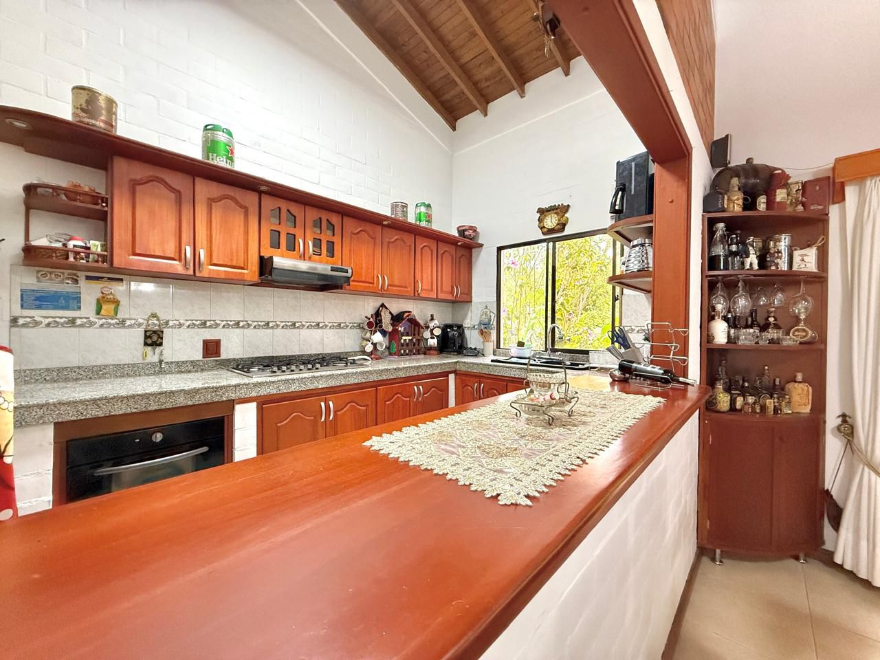 VENDO CASA CAMPESTRE EN COMBIA