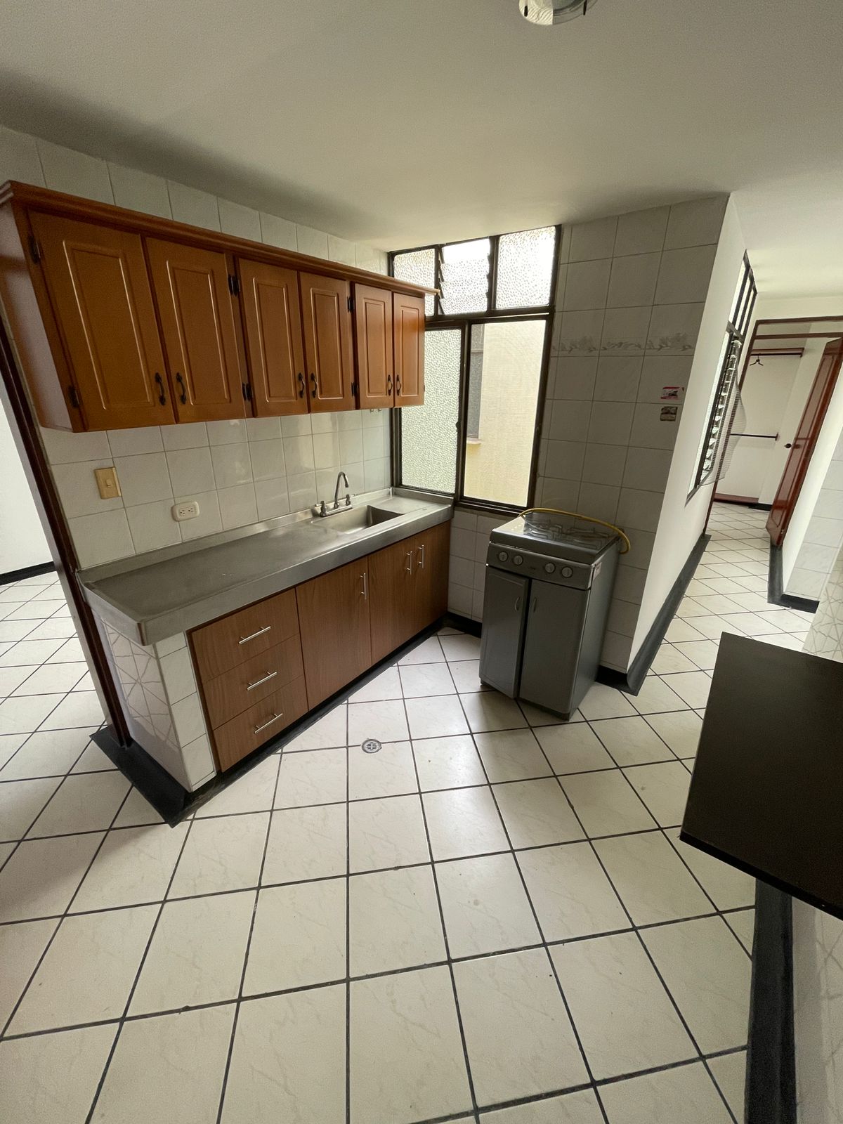 ARRIENDO APTO EN EL CENTRO