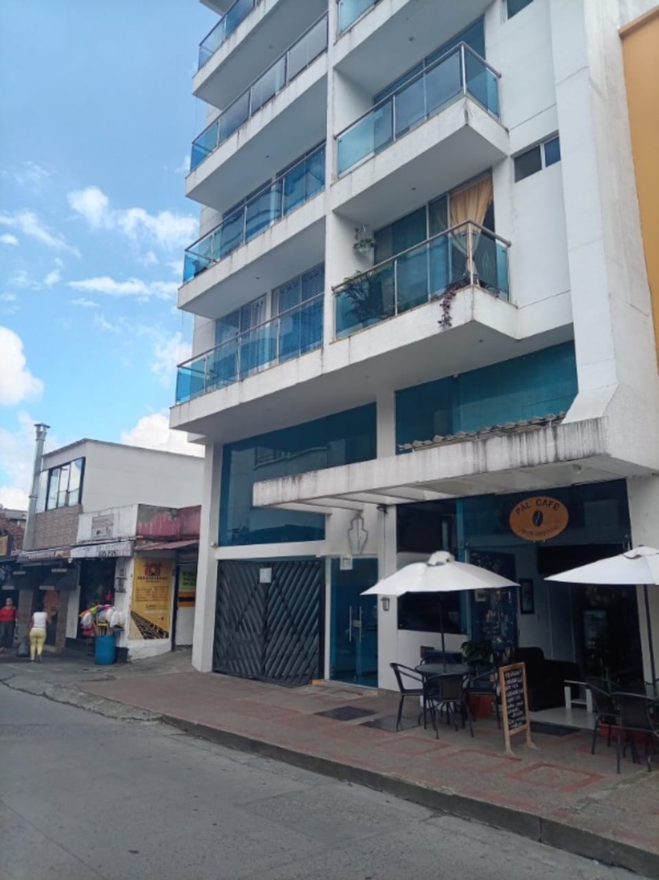 VENTA APARTAMENTO EN CENTRO DE PEREIRA.
