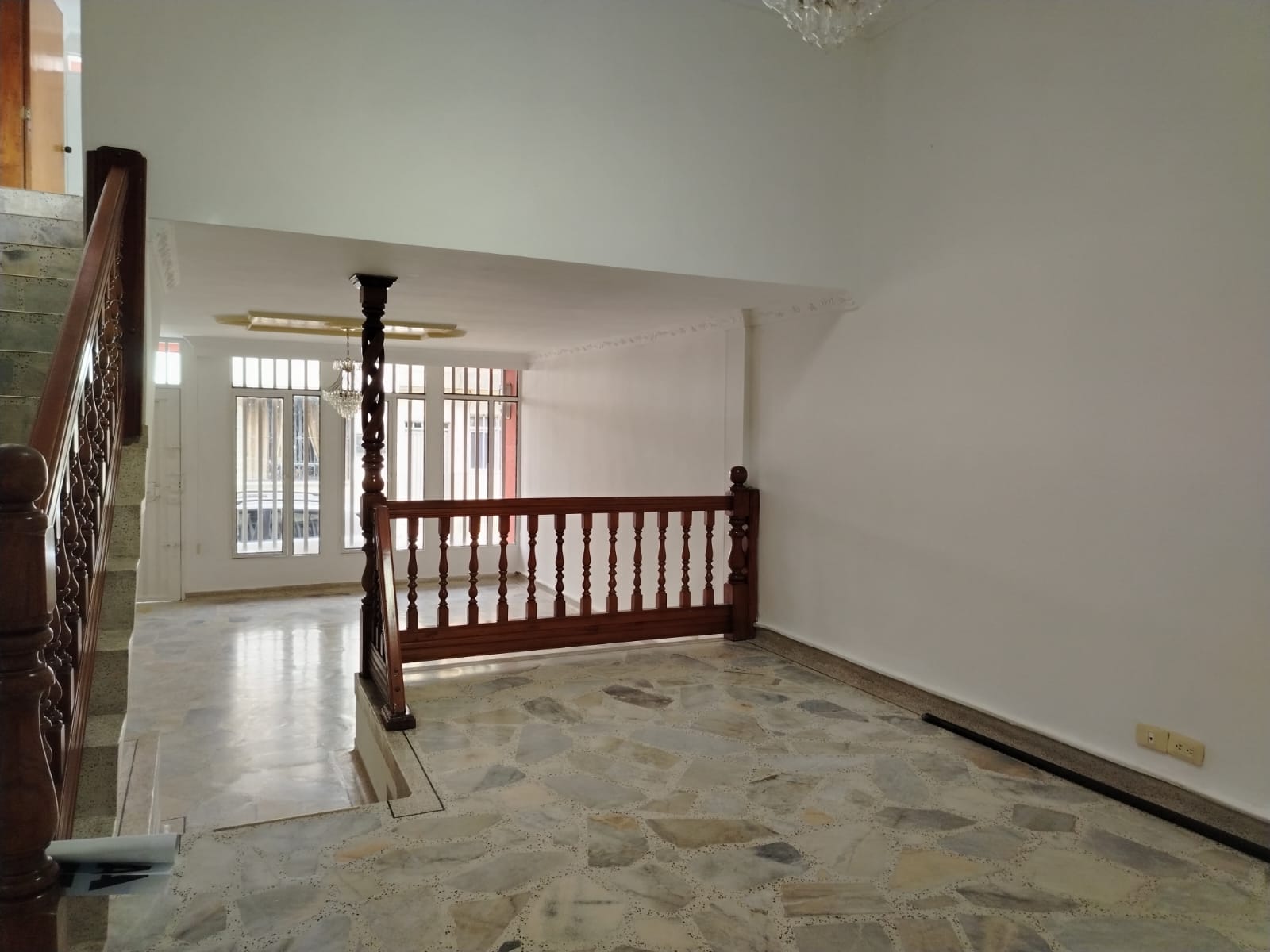 ARRIENDO CASA EN BARRIO CENTENARIO PEREIRA