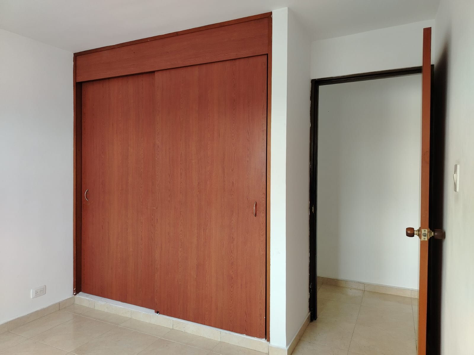 VENDO APARTAMENTO EN MILAN CONJ RES. DOSQUEBRADAS
