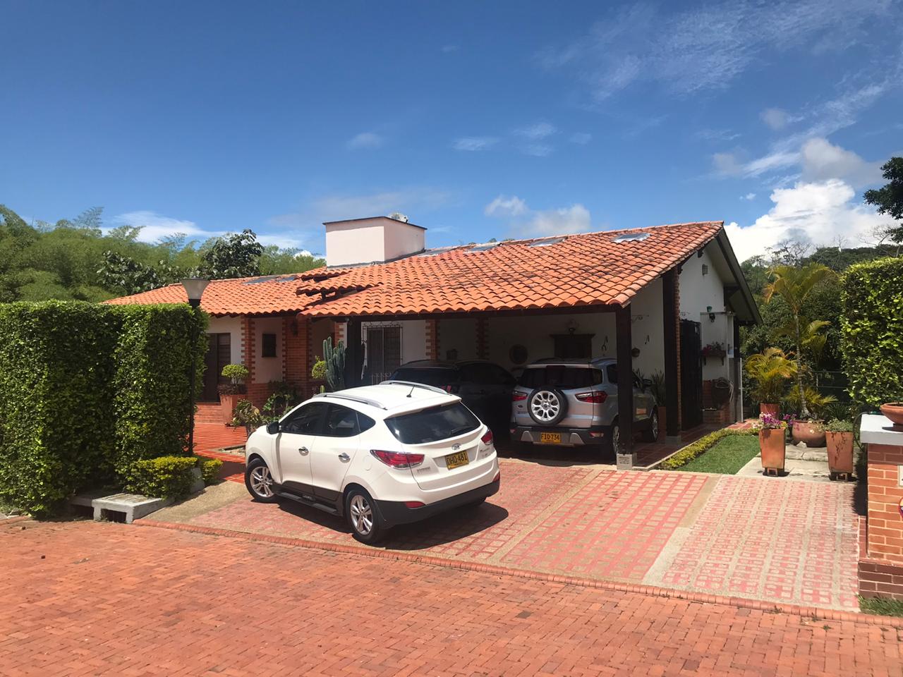 VENDE CASA CAMPESTRE SECTOR CERRITOS