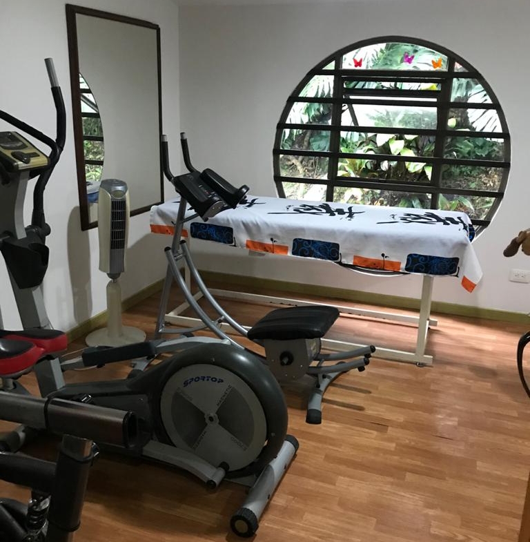 VENTA DE CASA EN PINARES