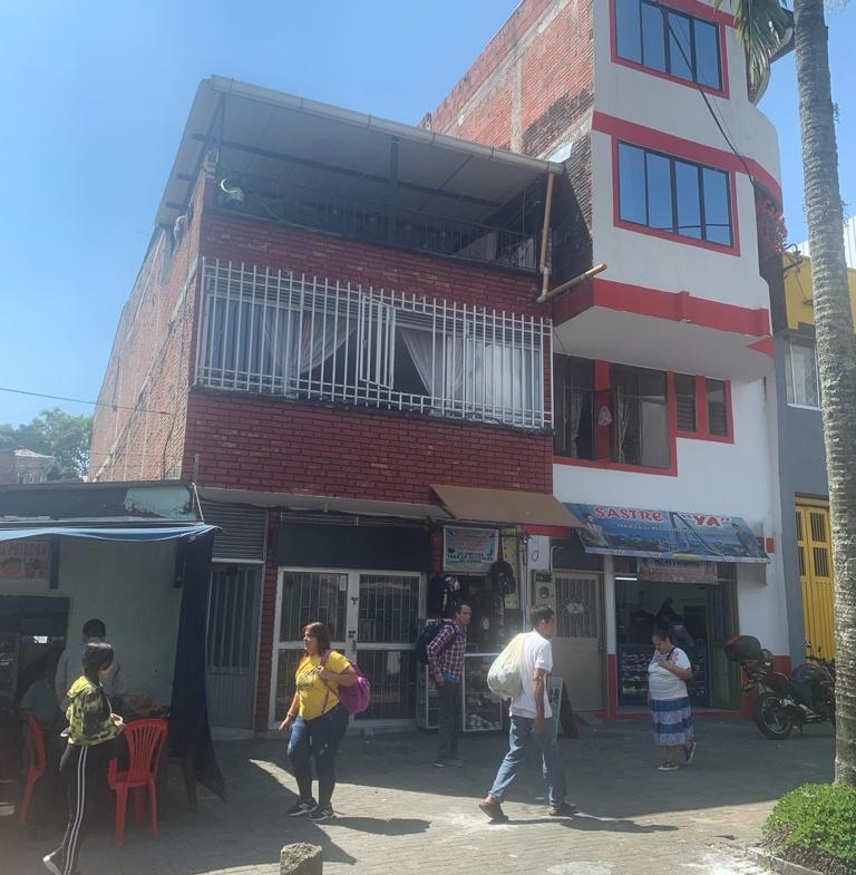 VENTA DE CASA CERCA AL CENTRO DE PEREIRA