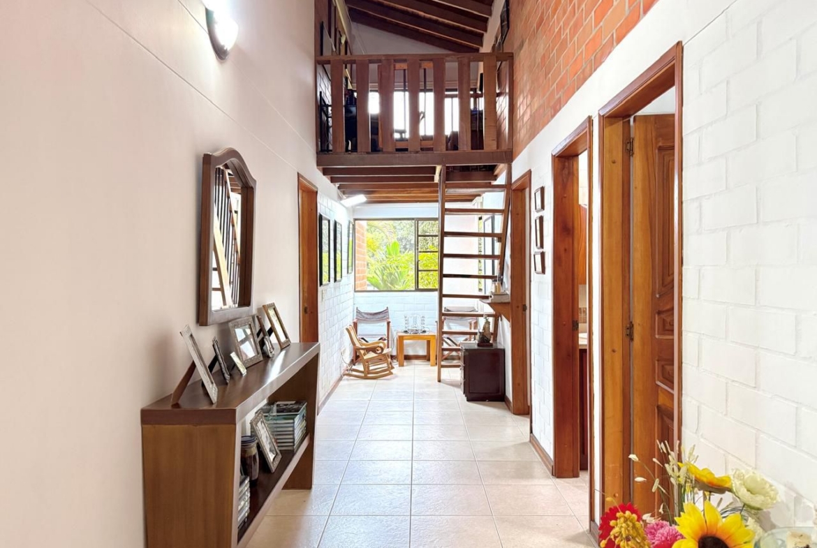 VENDO CASA CAMPESTRE EN COMBIA