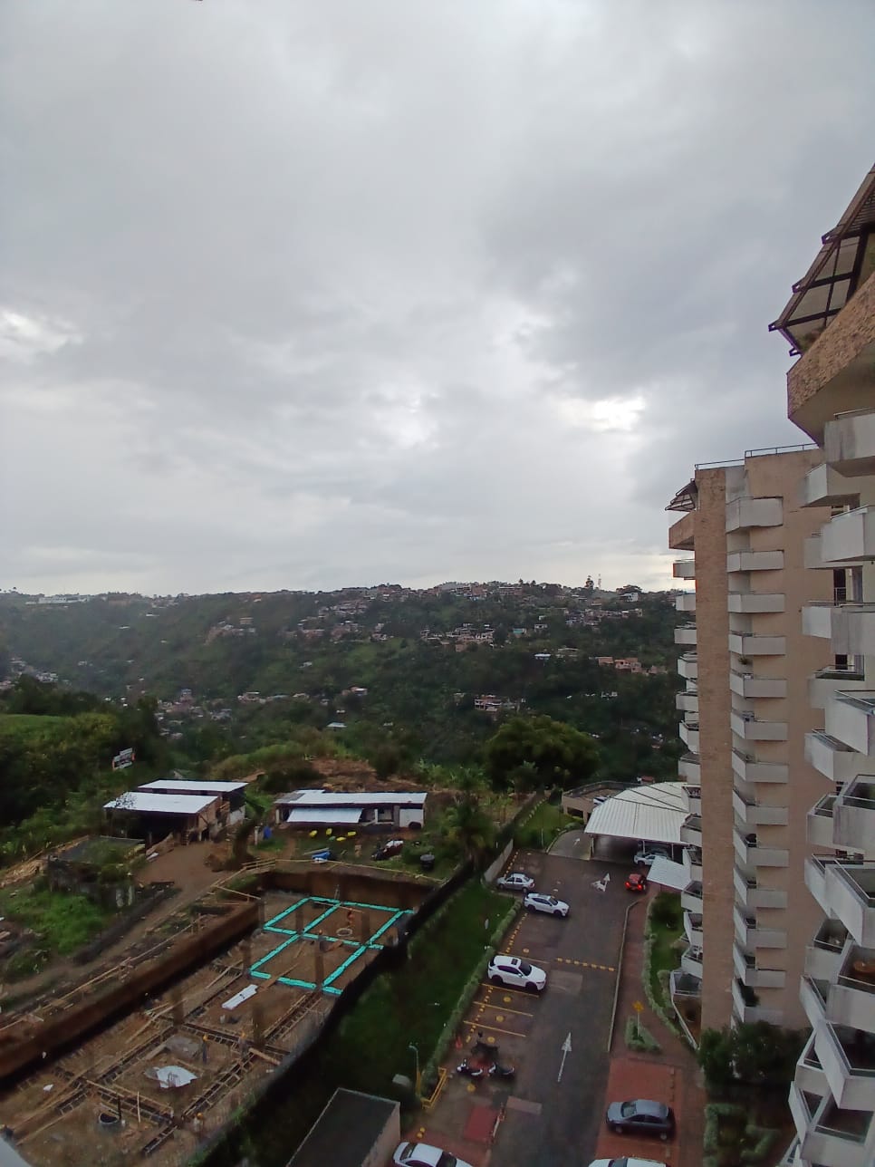 VENDO APARTAMENTO EN ALAMOS PEREIRA