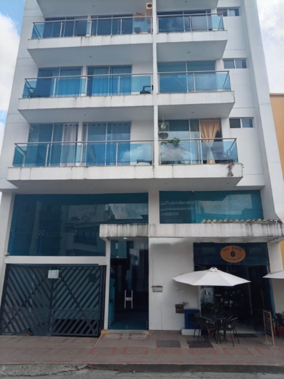 VENTA APARTAMENTO EN CENTRO DE PEREIRA.